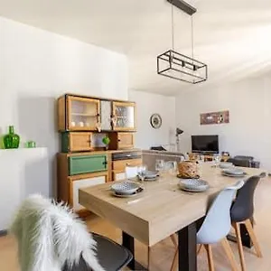 Maison De Avec Garage Et Terrasse Appartamento